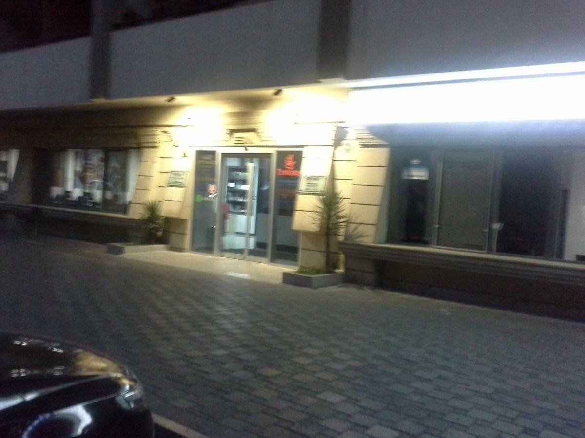 Guest House Tikhiy Dvorik Баку Екстериор снимка